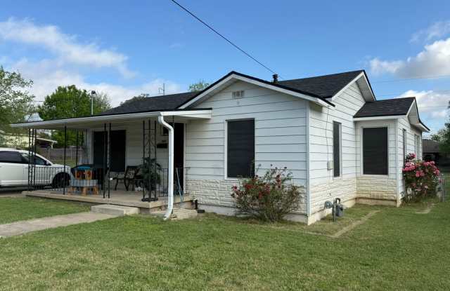 Updated 3-bedroom house with HUGE YARD!! photos photos