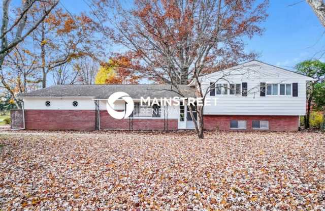 265 Deer Trail Road - 265 Deer Trail Road, Reynoldsburg, OH 43068