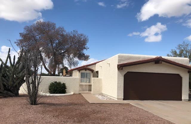 2126 N Villas Lane - 2126 North Villas Lane, Chandler, AZ 85224