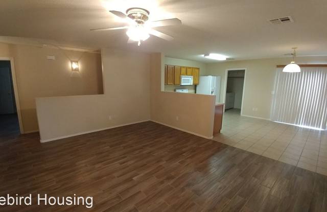 5843 E Everhart Lane Gallery 2