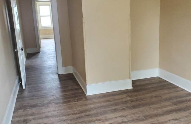 3 Bed 1 bath house photos photos