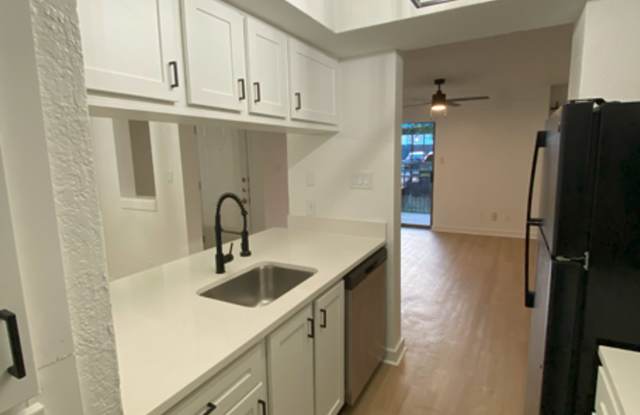 Townhollow Apartments photos photos