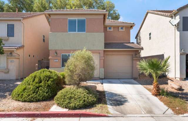 Cozy 3-Bedroom with Spacious Backyard! photos photos