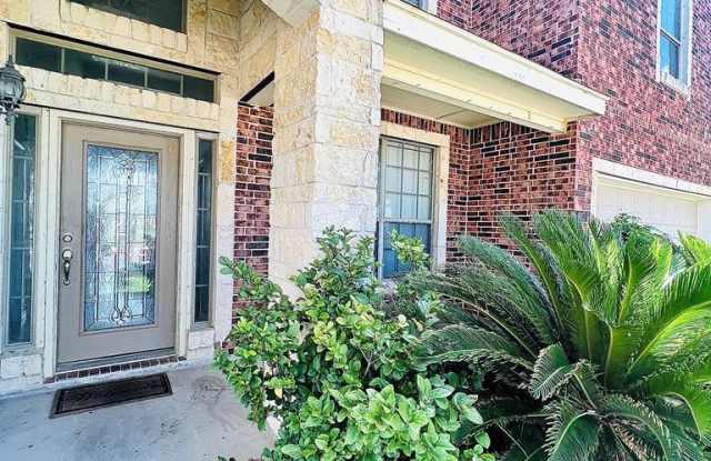 1913 KINGFISHER CT - 1913 Kingfisher Lane, Mission, TX 78572