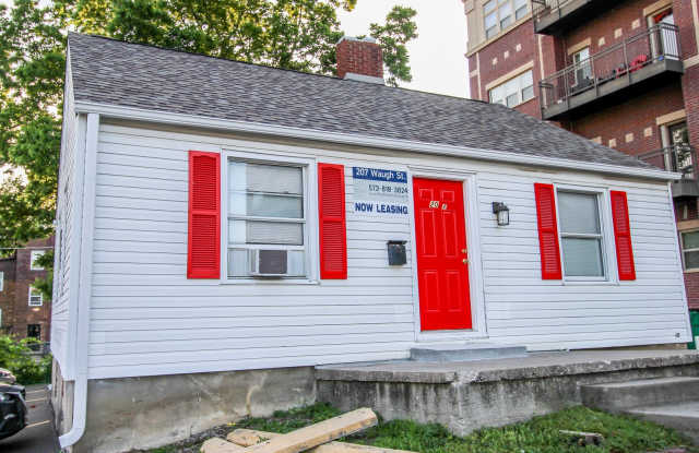 Downtown house off Hitt St! photos photos