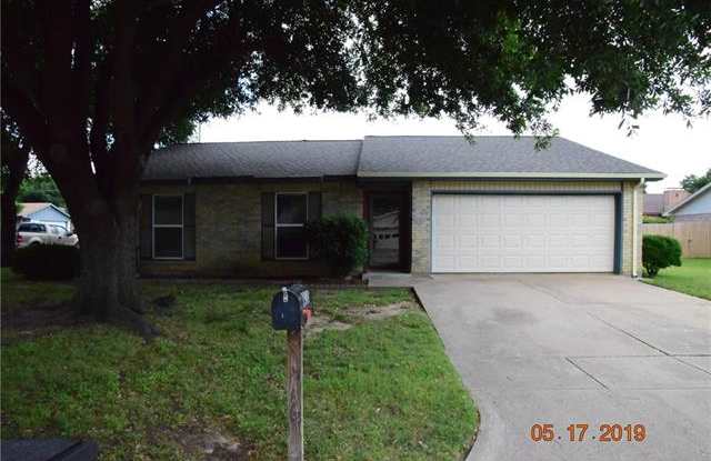 1901 Bedrock Lane - 1901 Bedrock Lane, Arlington, TX 76006
