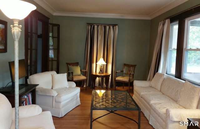 136 Mead Avenue Gallery 2