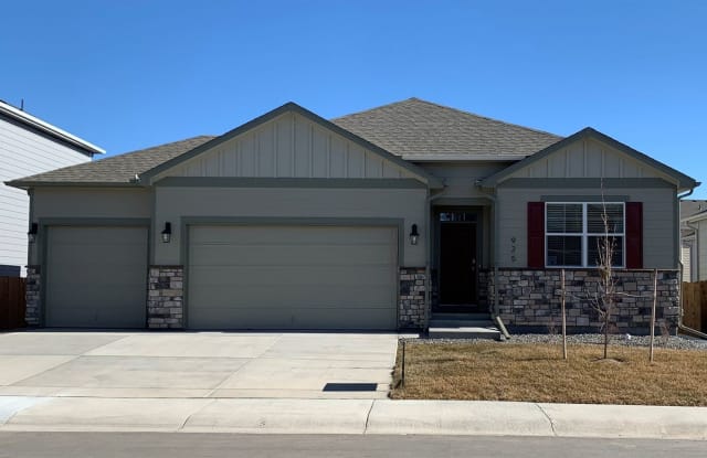 925 Camberly Drive - 925 Camberly Drive, Windsor, CO 80550