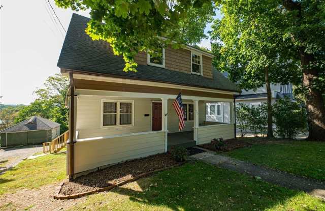 259 Woodbine Avenue - 259 Woodbine Avenue, Northport, NY 11768