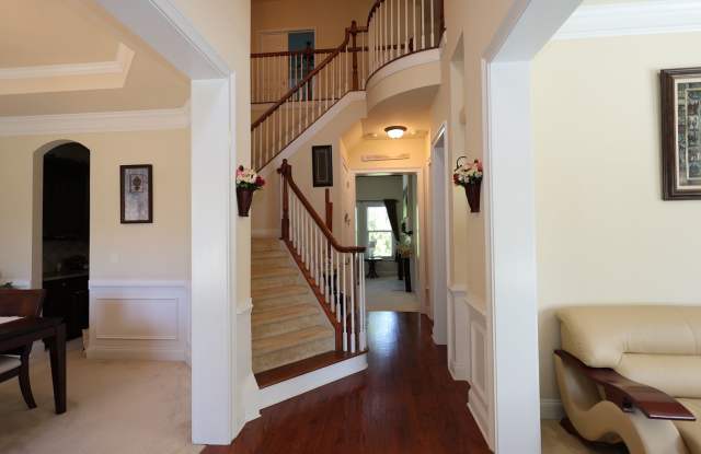 Spacious Johns Creek Home for Family Retreat and Entertainment Gallery 3
