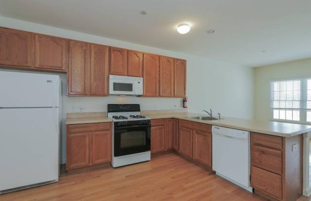 67 Chelsea Ct Gallery 2