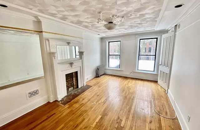 122 Saint Marks Ave # 3 Gallery 3