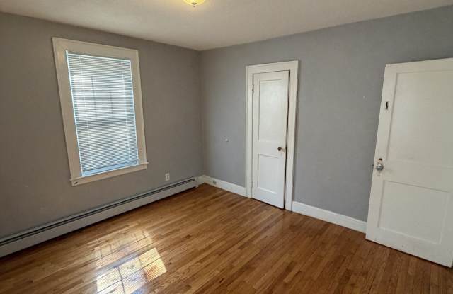 257 Sheffield Avenue Gallery 2