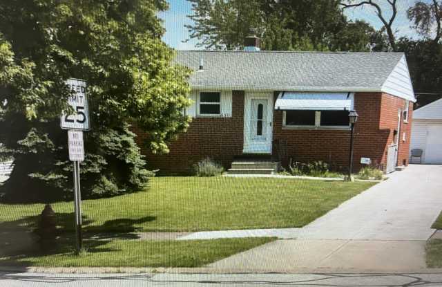 6511 Ledgebrook Dr Gallery 2