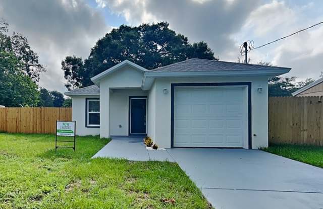 14915 Pine Crest Road photos photos