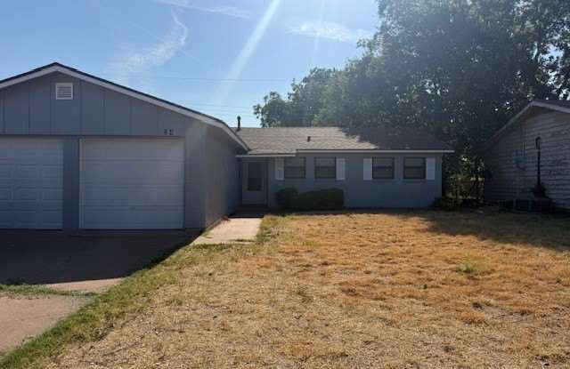 2141 Glendale Drive photos photos