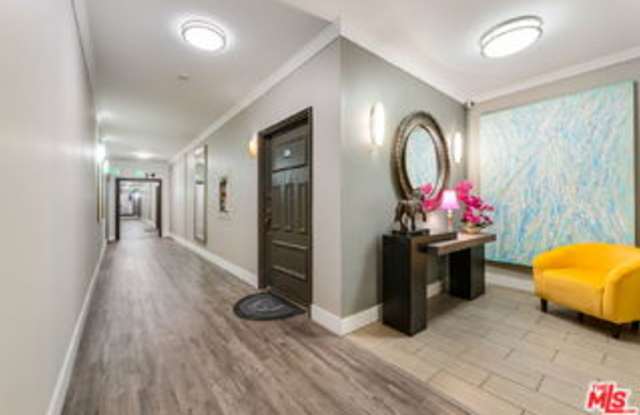 1727 South Bentley Avenue - 1727 South Bentley Avenue, Compton, CA 90220