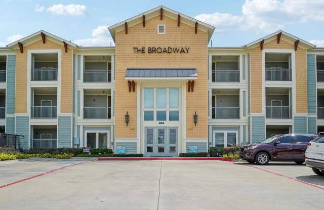 The Broadway Gallery 2