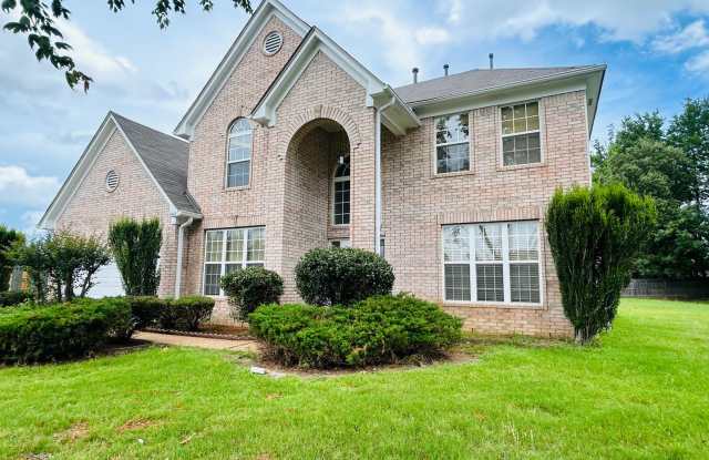 Huge Bartlett Home Includes a Bonus Room and Office! NEW PAINT AND CARPET! In A Cove! Pets Are Owner's Approval, Fees Apply. Gallery 4