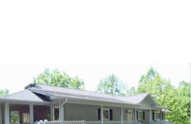 462 Chalet Village Dr photos photos