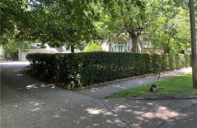 806 Briarcliff Road NE unit: D photos photos