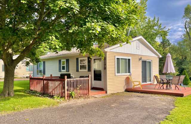October thru May 2025 Wonderful Off-Season Cottage w/Shared Lake Access and Fully Furnished! - 5179 Silver Shores Lane, Grand Traverse County, MI 49685