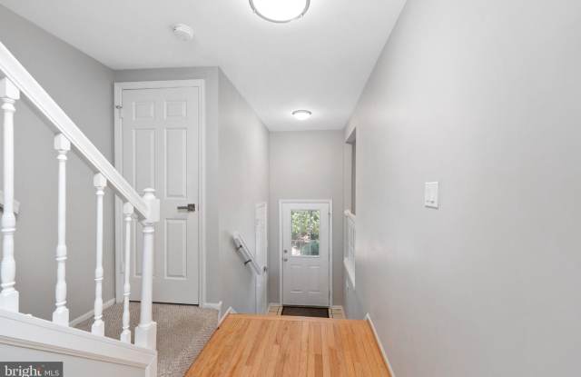 7507 SWAN POINT Way Gallery 2