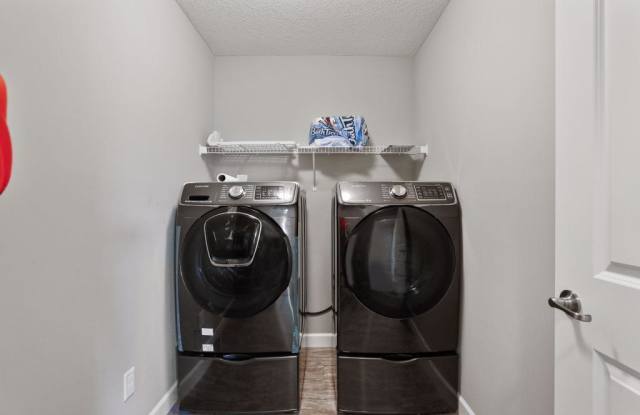 4341 Schilling Way Gallery 3