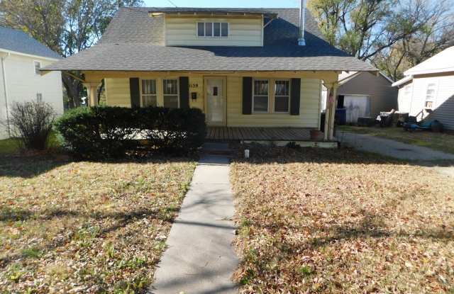 Quaint 3 bedroom/1 bath House in Augusta, KS! photos photos