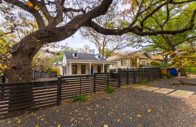 Luxury Living in Travis Heights—Historic 3 Bedroom, 2 Bathroom Home!!! photos photos