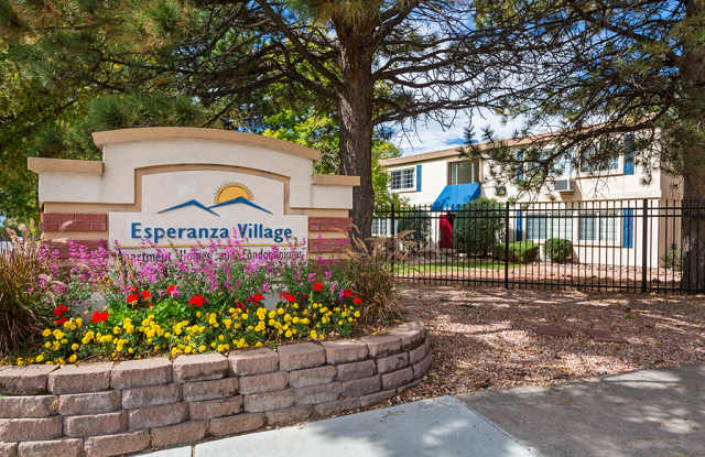 Esperanza Village Gallery 1