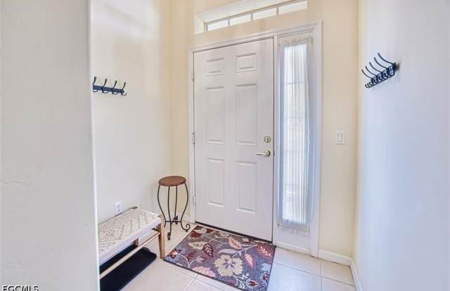 10135 Colonial Country Club Boulevard Gallery 2
