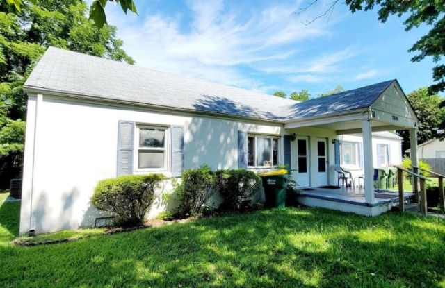 2801 Maple St - 2801 Maple Street, Hopewell, VA 23860