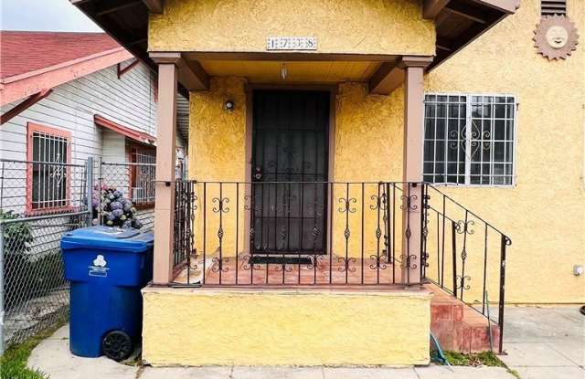 1738 W 38th Street photos photos