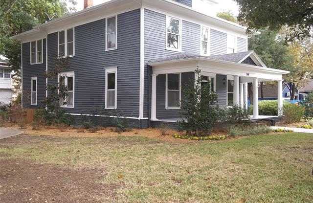 308 N Preston Street - 308 North Preston Street, Ennis, TX 75119