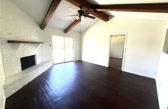3001 Latour Place Gallery 2