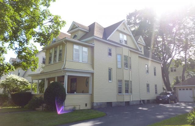 29 Roxbury St. - 29 Roxbury Street, Worcester, MA 01609