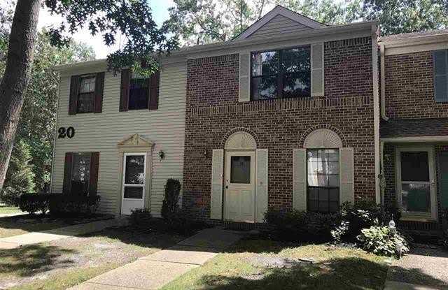 35 Greenwich Dr photos photos