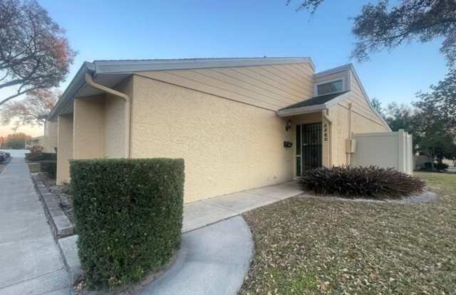 5360 Skelly Square photos photos