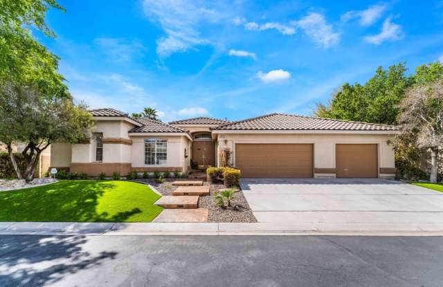 Exclusive Luxury Living Oasis! photos photos