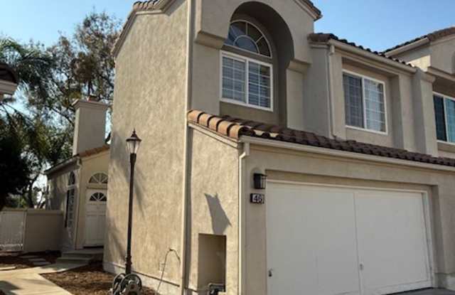 Conveniently located home in Irvine photos photos