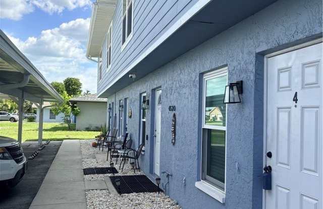 4520 SW 8th Place Gallery 2