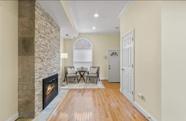 128 West Fort Avenue Gallery 2