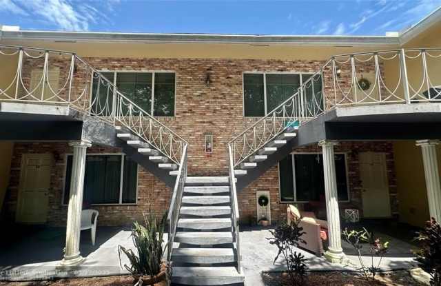 1900 NE 29th St - 1900 Northeast 29th Street, Lighthouse Point, FL 33064