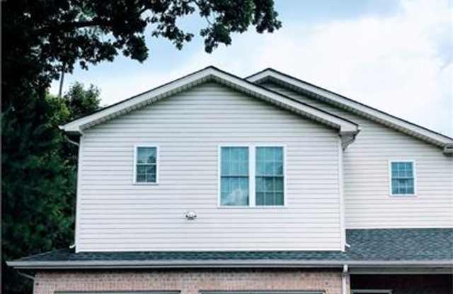 Townhouse in Forest photos photos