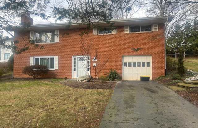 6812 ROSEMONT DRIVE - 6812 Rosemont Drive, McLean, VA 22101