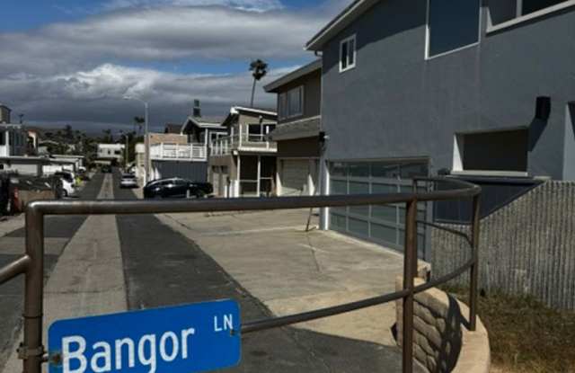 3 bedroom Ventura Beach home Gallery 3