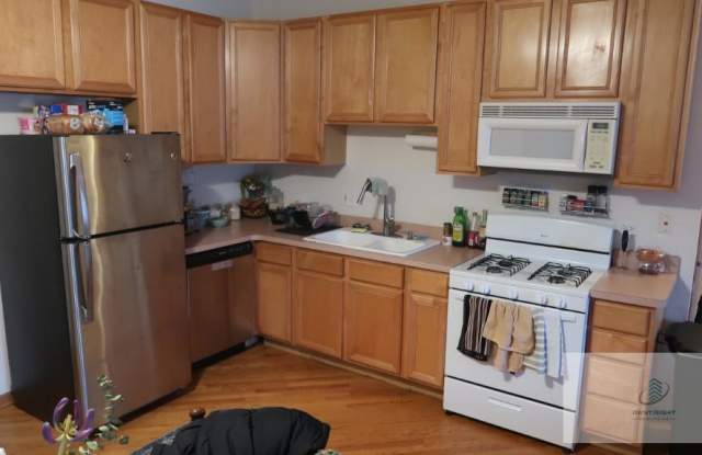 1446 West Chicago Avenue photos photos