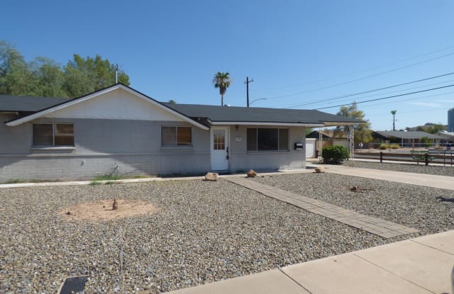 1000 W ELNA RAE Street - 1000 West Elna Rae Street, Tempe, AZ 85281