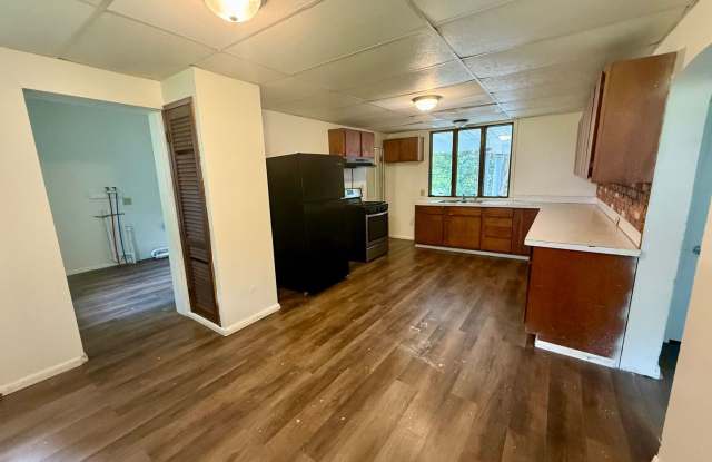4 Bed 2 Bath Single Family Home in Wausau - HALF OFF 1ST MONTH RENT!!! photos photos